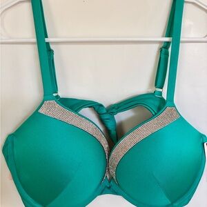 Victoria’s Secret Shiny bikini top new with tags size 38C